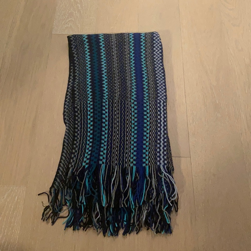 Missoni scarf with fringe